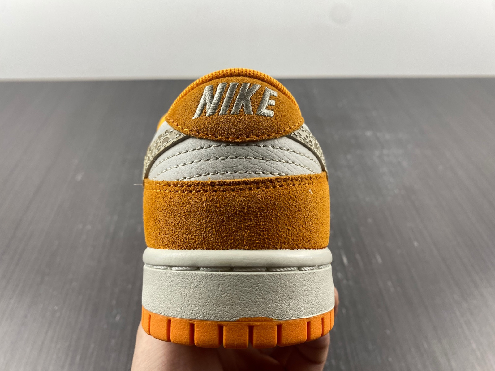 Nike Dunk Low