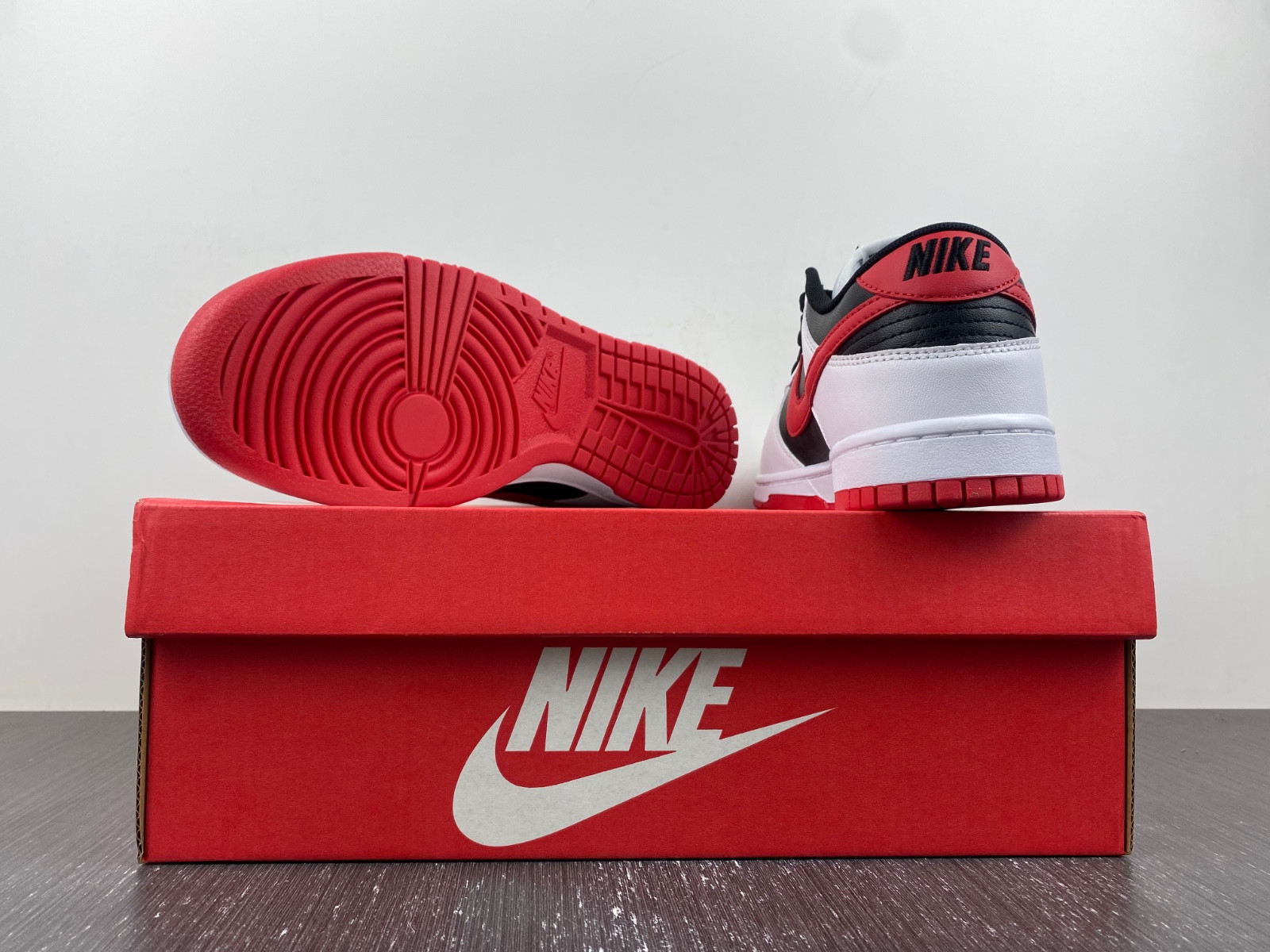 Nike Dunk Low White University Red Black FD9762-061