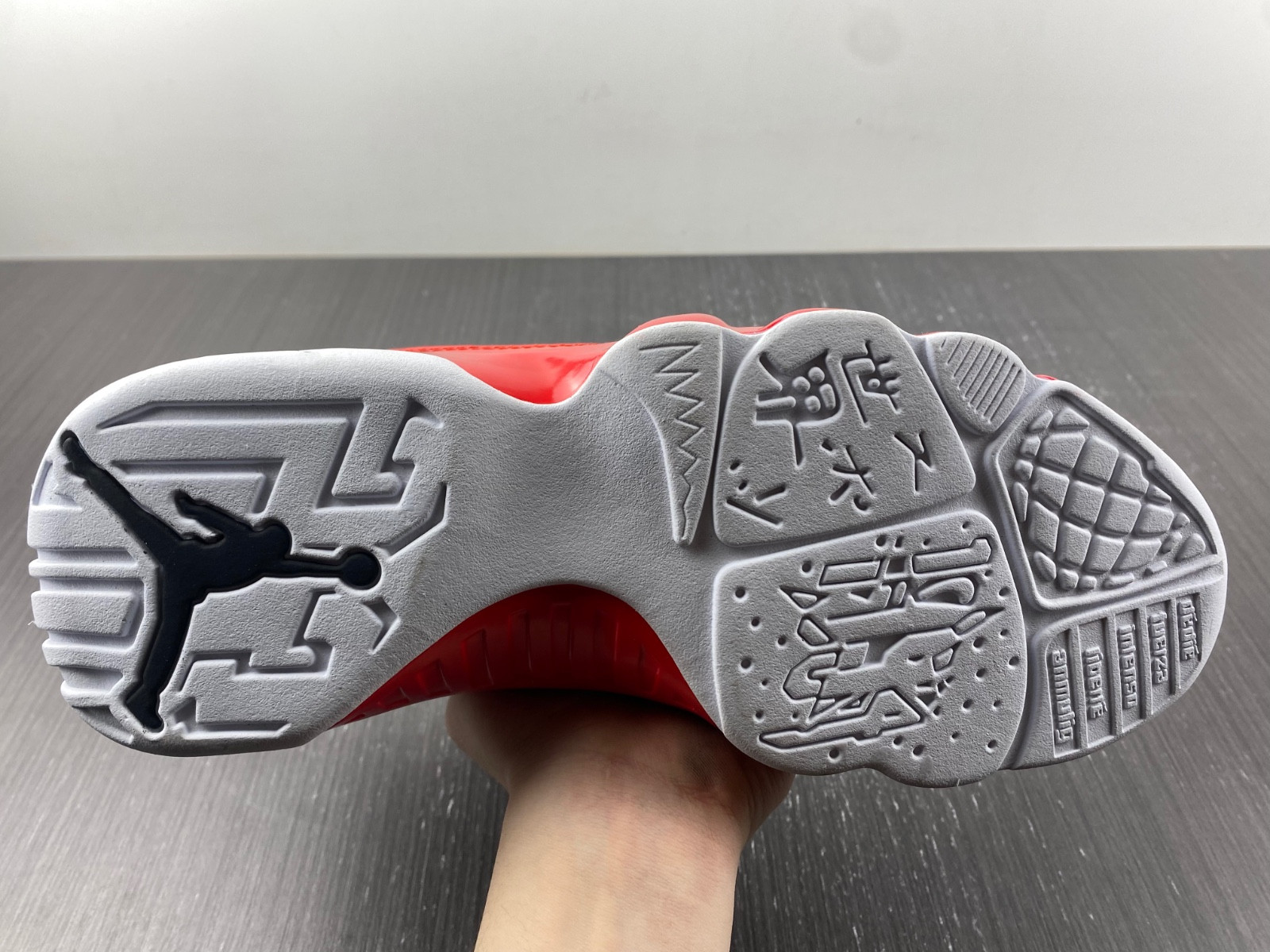 Air Jordan 9 Retro