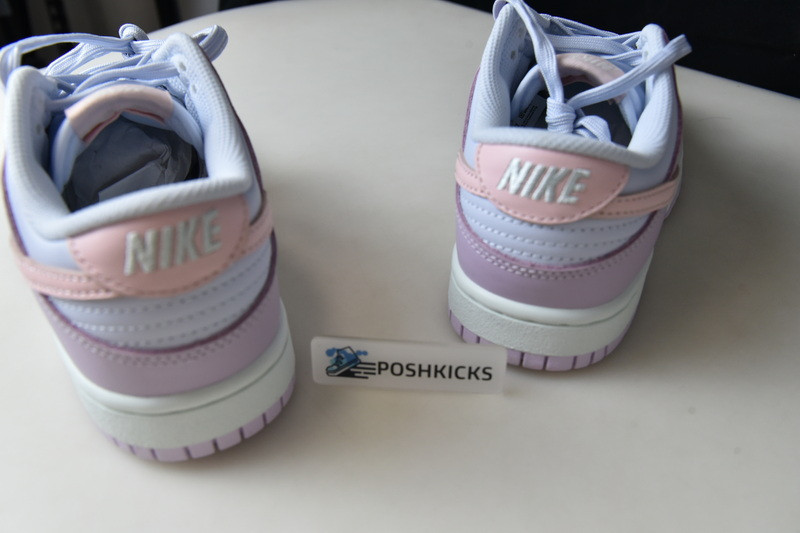 Nike WMNS DUNK LOW