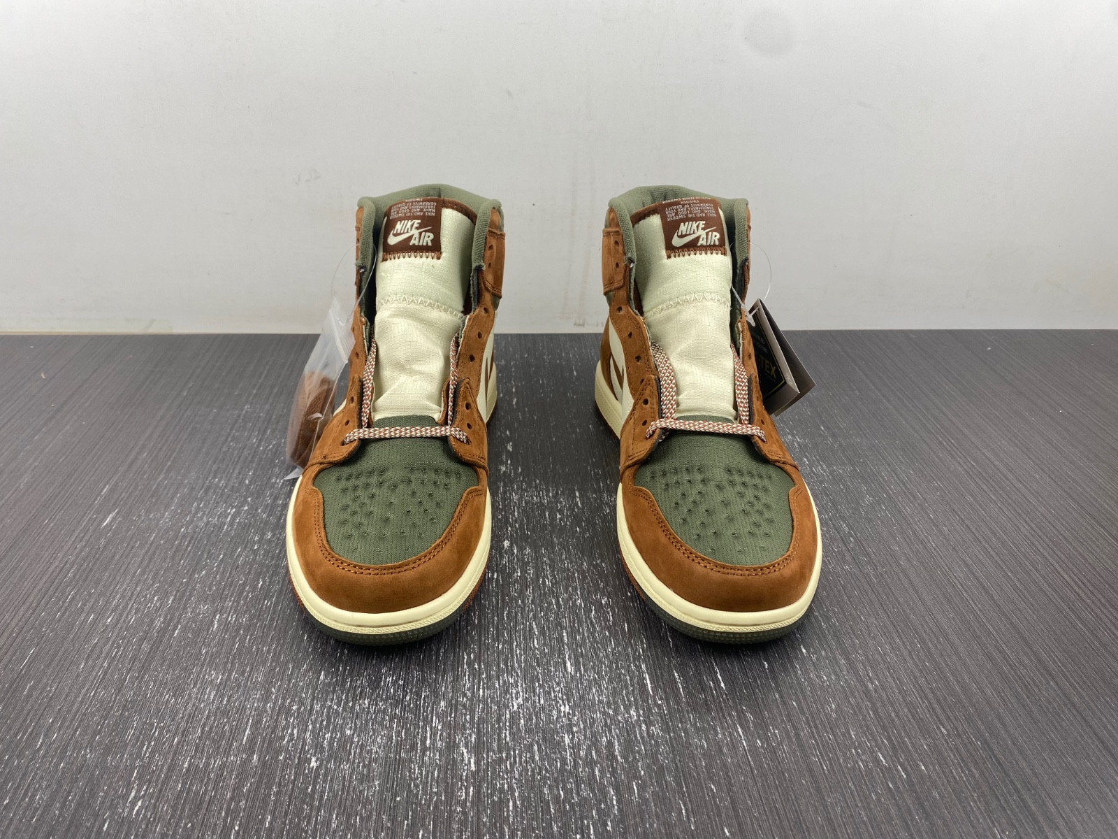 Air Jordan 1 Element Gore-Tex “Brown/Olive” DB2889-100