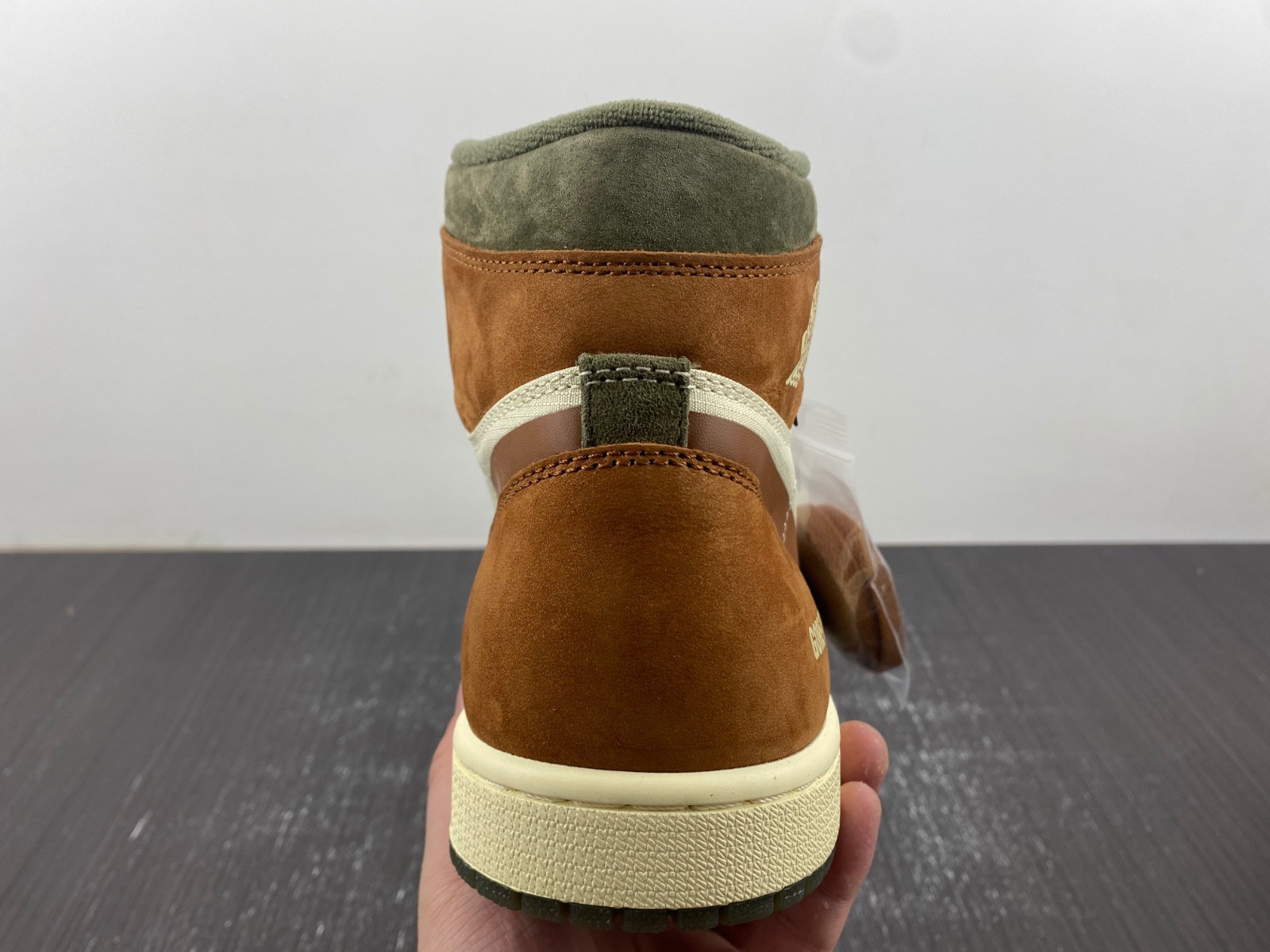 Air Jordan 1 Element Gore-Tex “Brown/Olive” DB2889-100