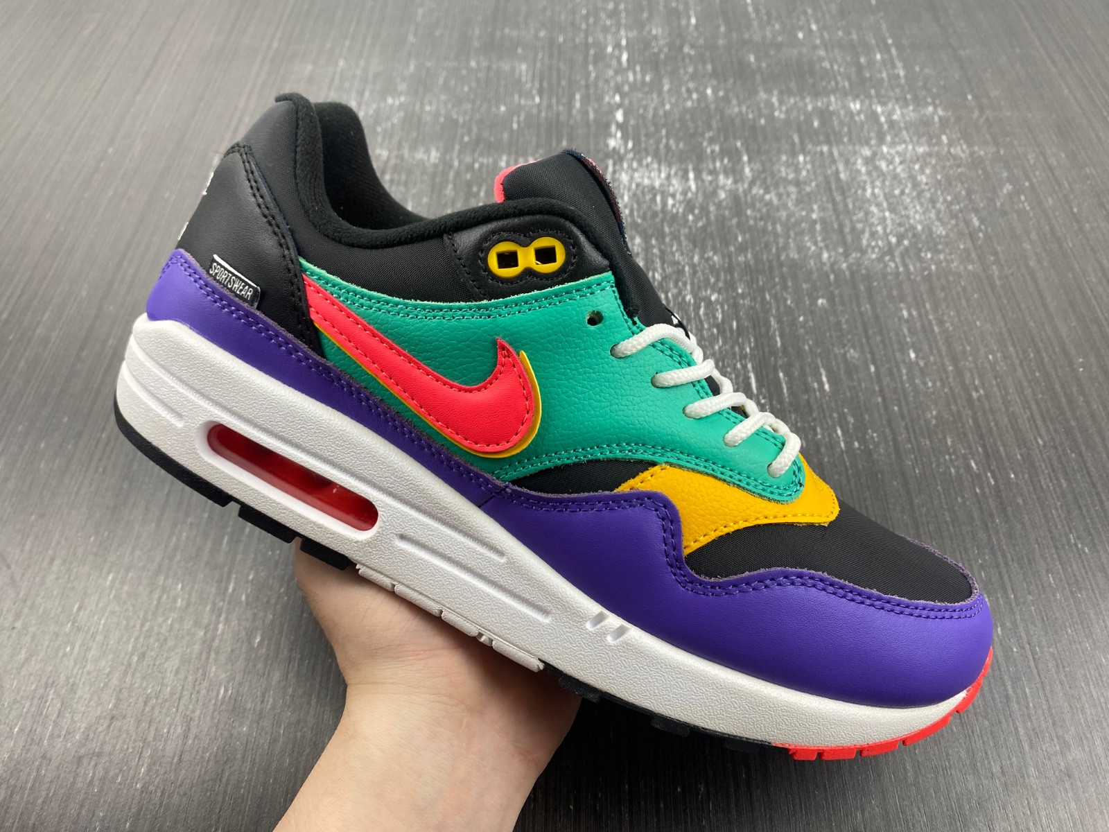 Air Max 1 SE
