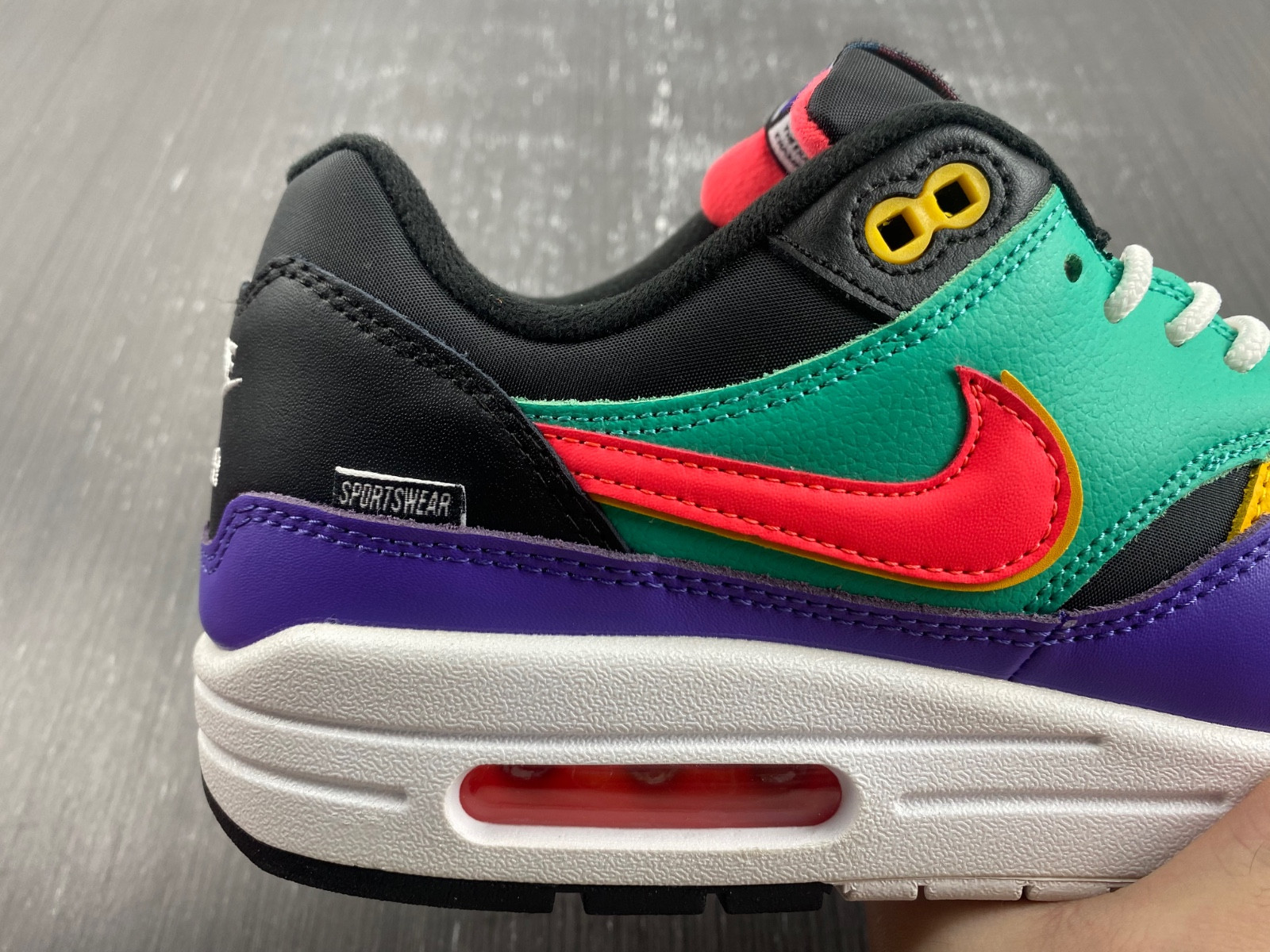 Air Max 1 SE