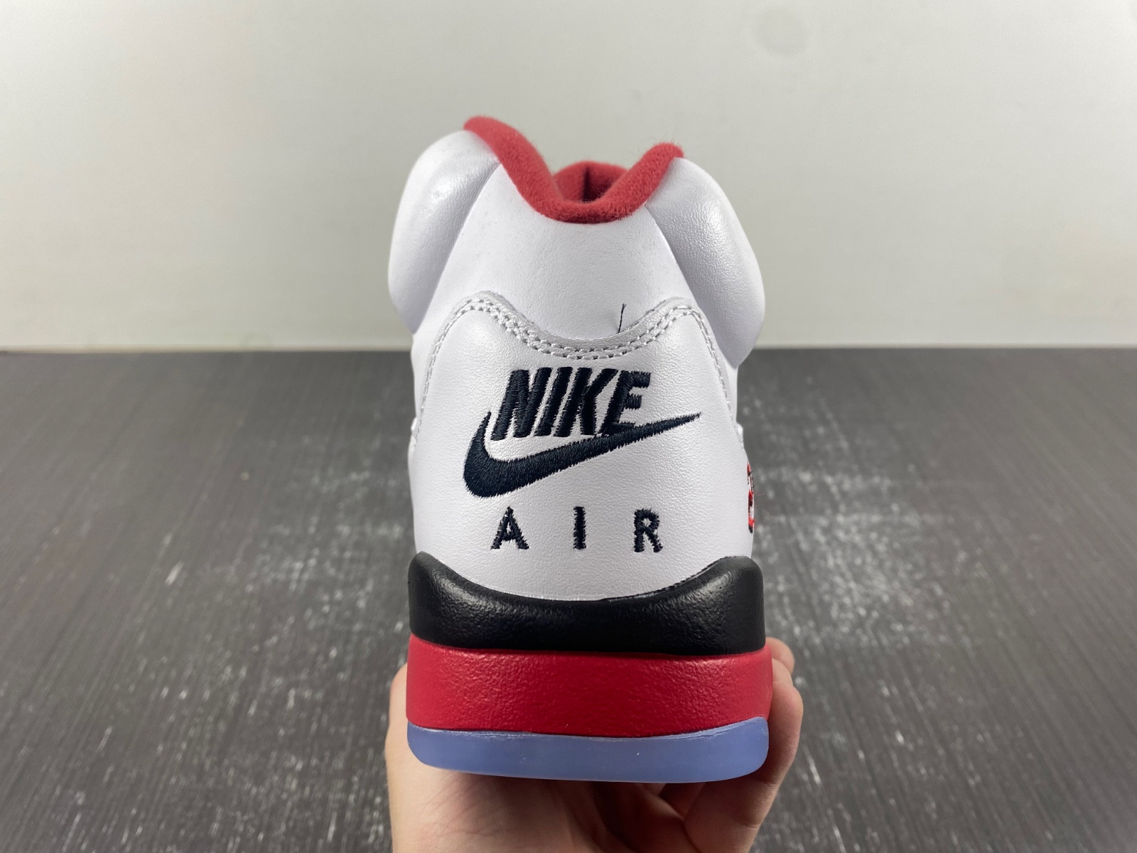 Air Jordan 5 Retro
